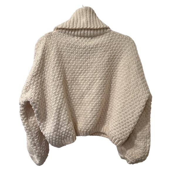 Altar'd State Cream Chunky Cable Knit Cropped Sweater Size Small Turtleneck Boxy - Picture 2 of 9